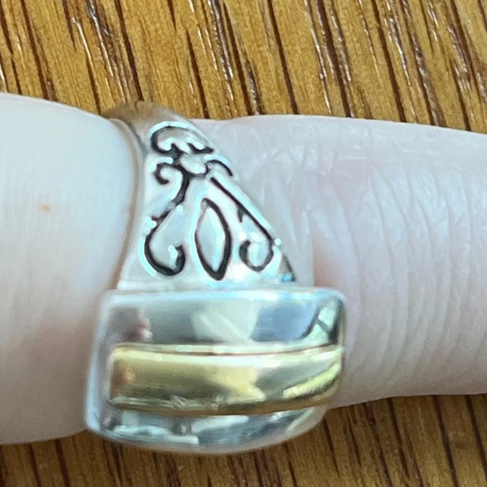 Sterling Silver‎ Gold Plated Vintage Ring Engraved Design Size 6.5